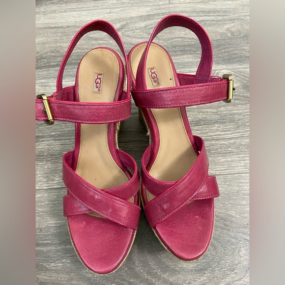 UGG Jackilyn Pink & Straw Color Wedges Sandals Size 8.5 - Picture 2 of 11